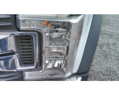FORD F550SD (SUPER DUTY) HEADLAMP ASSEMBLY