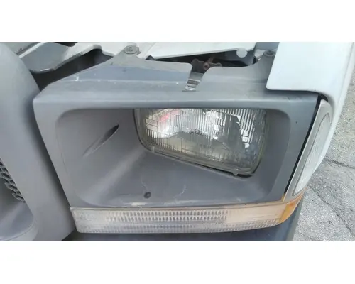 FORD F550SD (SUPER DUTY) HEADLAMP BEZEL