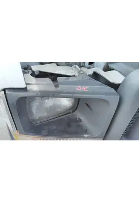 FORD F550SD (SUPER DUTY) HEADLAMP BEZEL