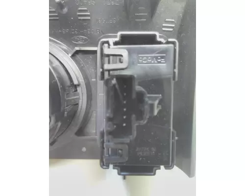 FORD F550SD (SUPER DUTY) HEADLAMP SWITCH