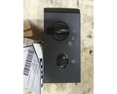 FORD F550SD (SUPER DUTY) HEADLAMP SWITCH