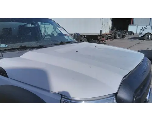 FORD F550SD (SUPER DUTY) HEADLIGHT BUCKET