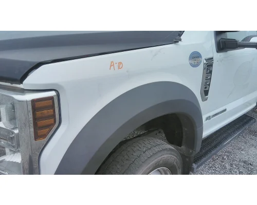 FORD F550SD (SUPER DUTY) HOOD, FENDER
