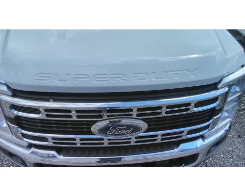 FORD F550SD (SUPER DUTY) HOOD