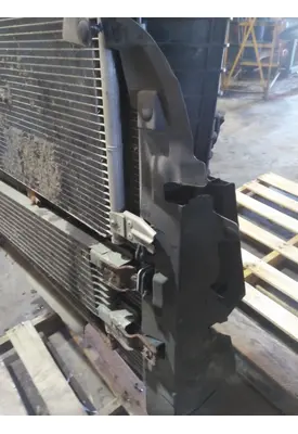 FORD F550SD (SUPER DUTY) RADIATOR ASSEMBLY