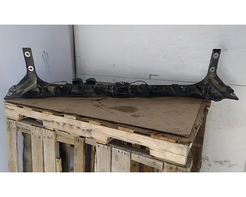 FORD F550SD (SUPER DUTY) RADIATOR BRACKET