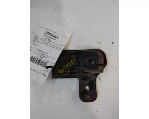 FORD F550SD (SUPER DUTY) RADIATOR BRACKET