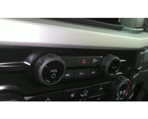 FORD F550SD (SUPER DUTY) RADIO AMFMBLUETOOTH