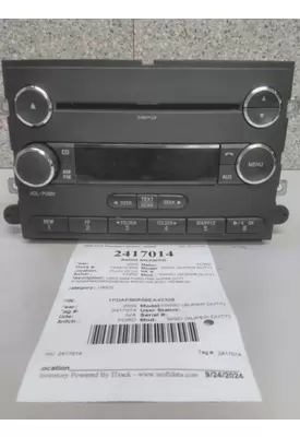 FORD F550SD (SUPER DUTY) RADIO AM/FM/CD