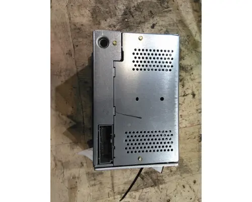 FORD F550SD (SUPER DUTY) RADIO AMFM