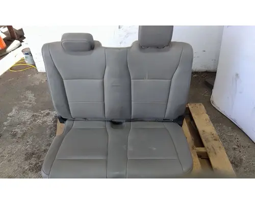 FORD F550SD (SUPER DUTY) SEAT, REAR