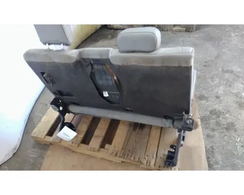 FORD F550SD (SUPER DUTY) SEAT, REAR
