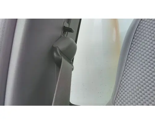 FORD F550SD (SUPER DUTY) SEAT BELT HARNESS