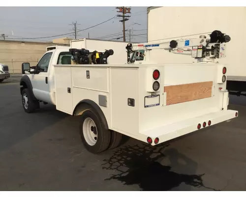 FORD F550SD (SUPER DUTY) WHOLE TRUCK FOR RESALE