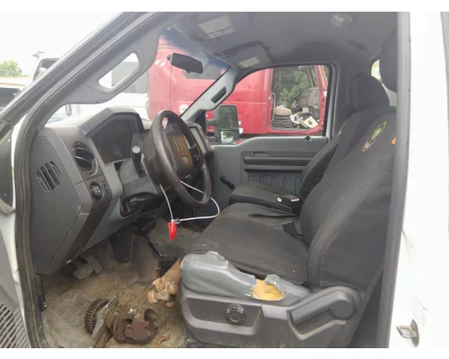 FORD F550SD (SUPER DUTY) WHOLE TRUCK FOR RESALE