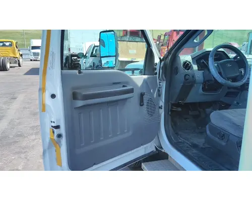 FORD F550SD (SUPER DUTY) WHOLE TRUCK FOR RESALE