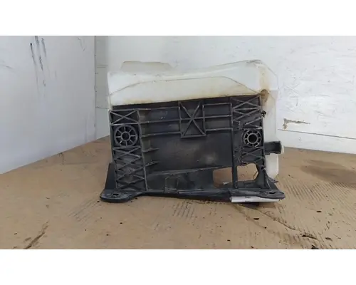 FORD F550SD (SUPER DUTY) WINDSHIELD WASHER RESERVOIR