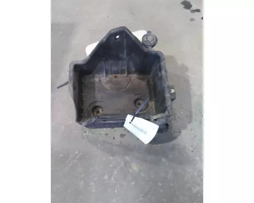 FORD F550SD (SUPER DUTY) WINDSHIELD WASHER RESERVOIR