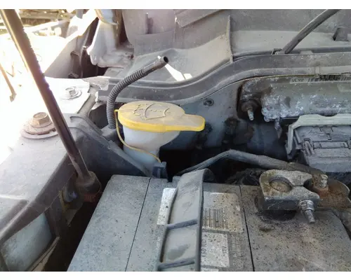 FORD F550SD (SUPER DUTY) WINDSHIELD WASHER RESERVOIR