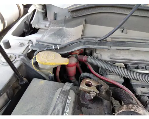 FORD F550SD (SUPER DUTY) WINDSHIELD WASHER RESERVOIR