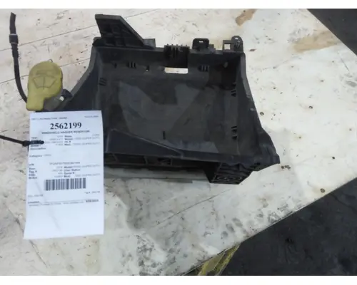 FORD F550SD (SUPER DUTY) WINDSHIELD WASHER RESERVOIR