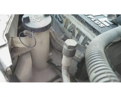 FORD F550SD (SUPER DUTY) WINDSHIELD WASHER RESERVOIR