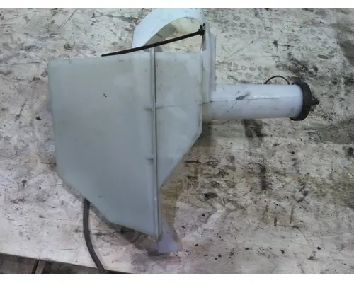 FORD F550SD (SUPER DUTY) WINDSHIELD WASHER RESERVOIR