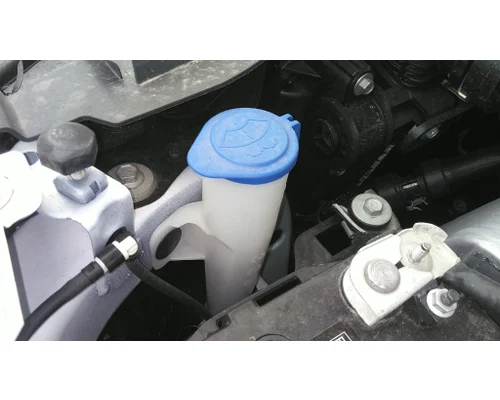 FORD F550SD (SUPER DUTY) WINDSHIELD WASHER RESERVOIR