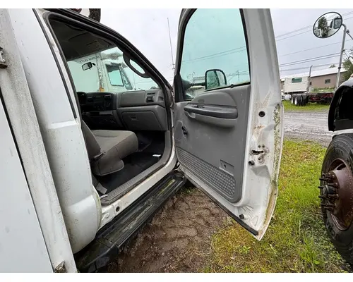 FORD F550 Cab