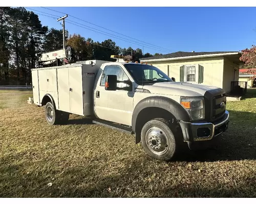 FORD F550 Complete Vehicle