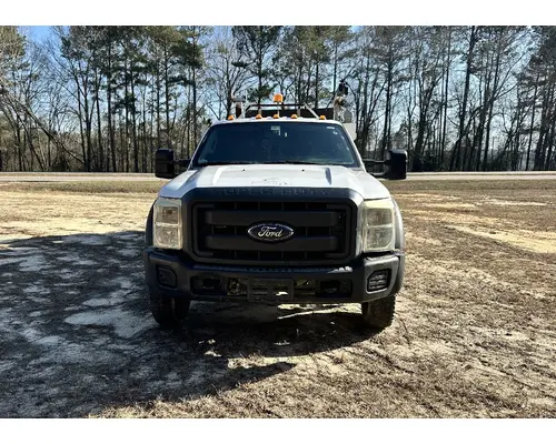 FORD F550 Complete Vehicle