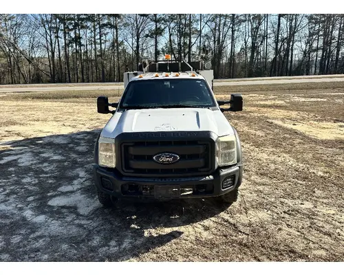 FORD F550 Complete Vehicle