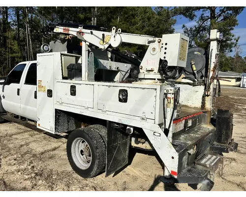 FORD F550 Complete Vehicle
