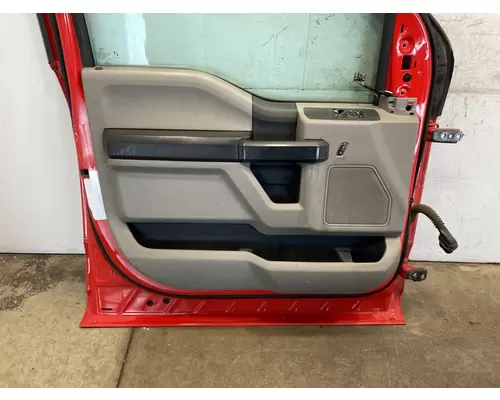 FORD F550 Door Assembly, Front