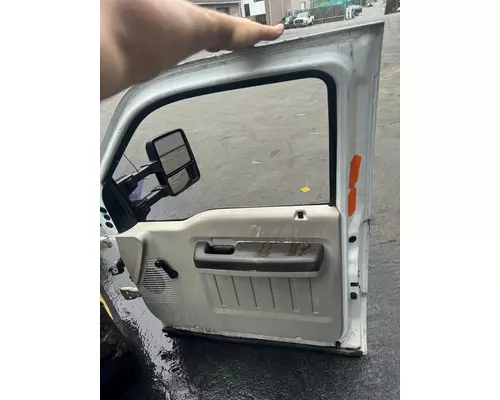 FORD F550 Door Assembly, Front