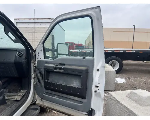 FORD F550 Door Assembly, Front