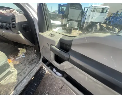 FORD F550 Door Assembly, Front