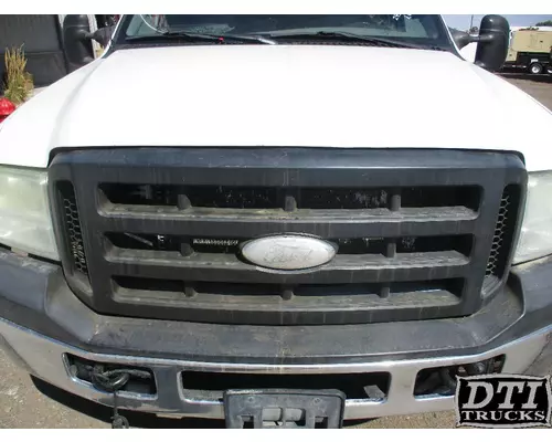FORD F550 Grille