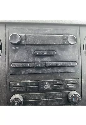 FORD F550 Radio