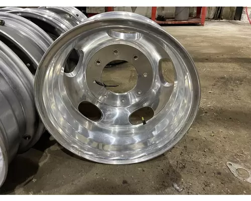 FORD F550 Tire and Rim