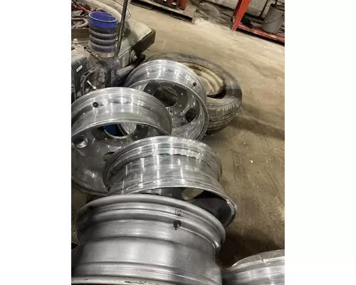 FORD F550 Tire and Rim