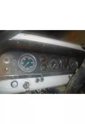 FORD F600 / F700 / F800 Instrument Cluster