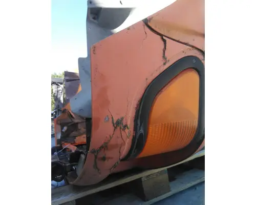 FORD F600 1995-1999 HOOD