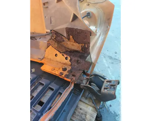 FORD F600 1995-1999 HOOD