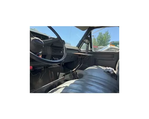 FORD F600 Cab