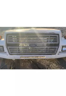 FORD F600 Grille