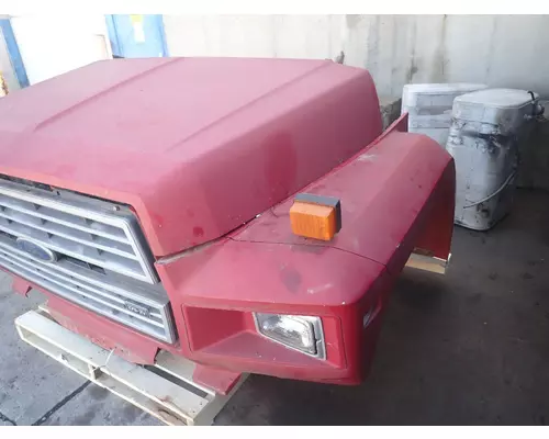 FORD F600 Hood