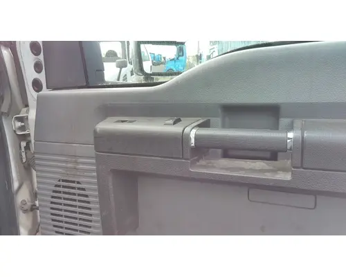 FORD F650 2000-2010 DOOR ASSEMBLY, FRONT