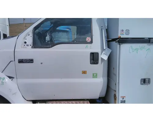FORD F650 2011-2025 DOOR ASSEMBLY, FRONT