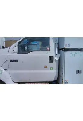 FORD F650 2011-2025 DOOR ASSEMBLY, FRONT